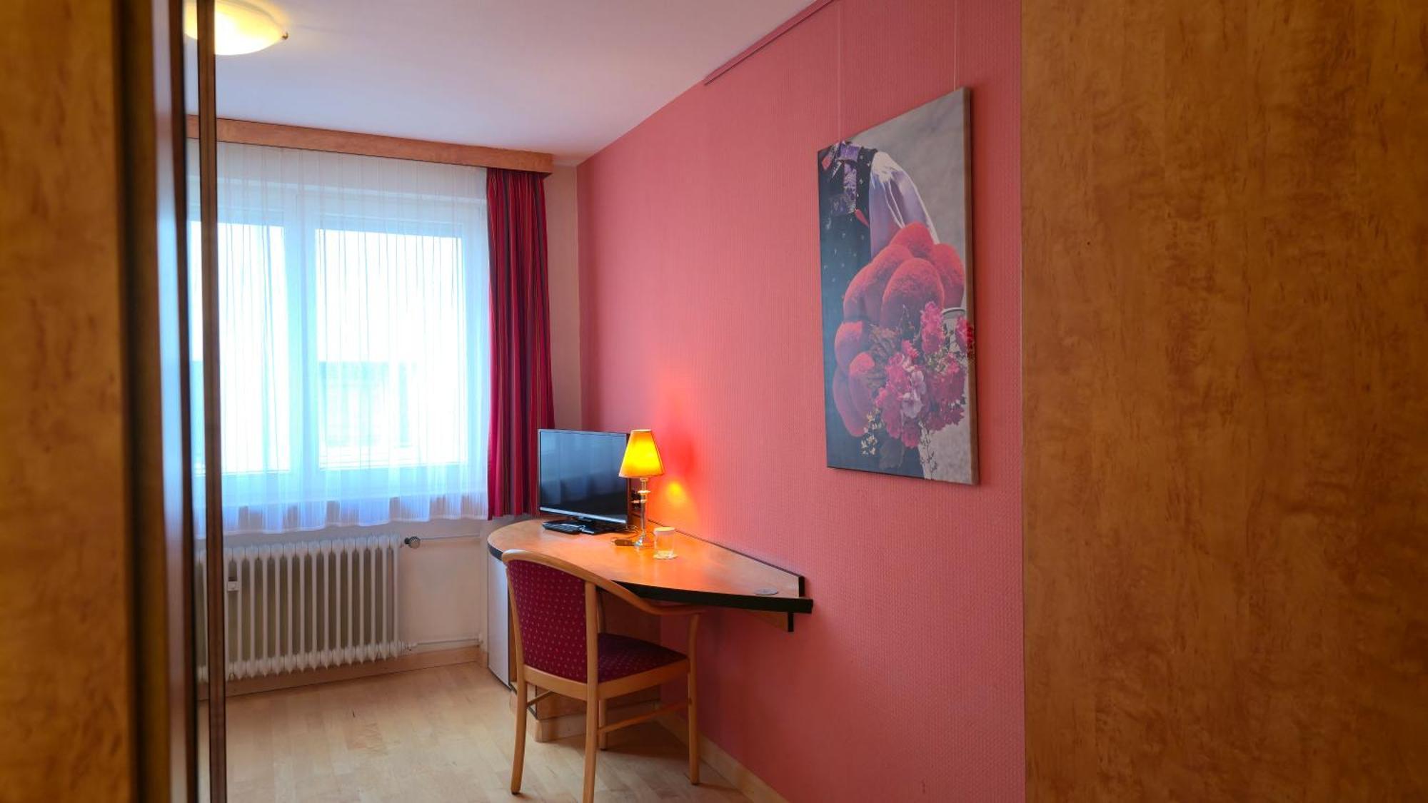 Hotel Boardinghouse Sonne Offenburg Pokoj fotografie